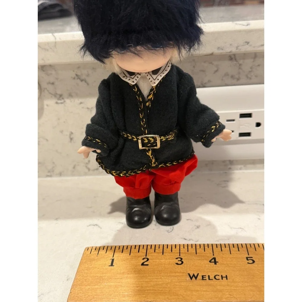 Precious Moments Boy Doll Royal Guard Uniform Black Fur‎ Hat Red Pants